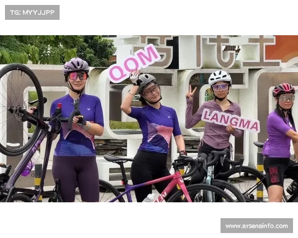 Liv完成第九届《骑Liv梦想家》毕业之旅，旗帜留滇藏